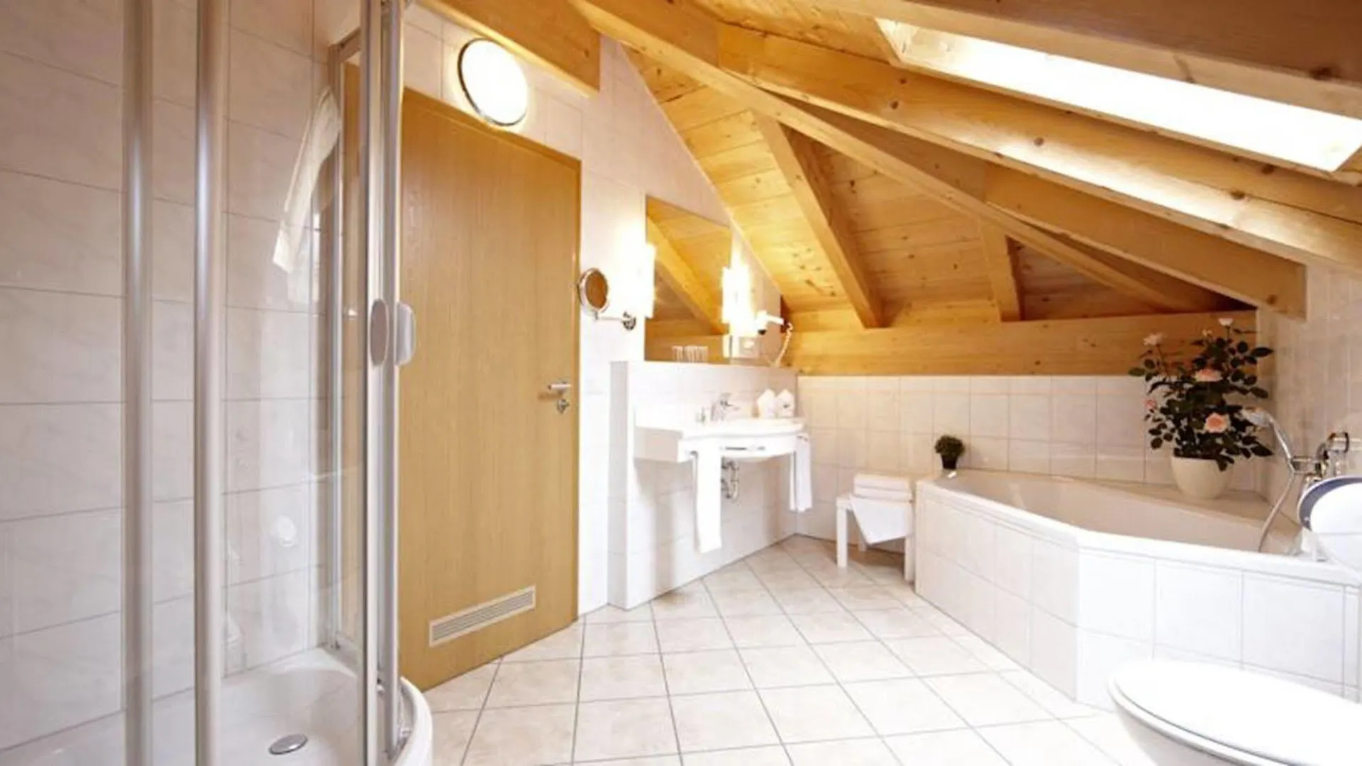 Hotel Schatten Garmisch-Partenkirchen Almanya